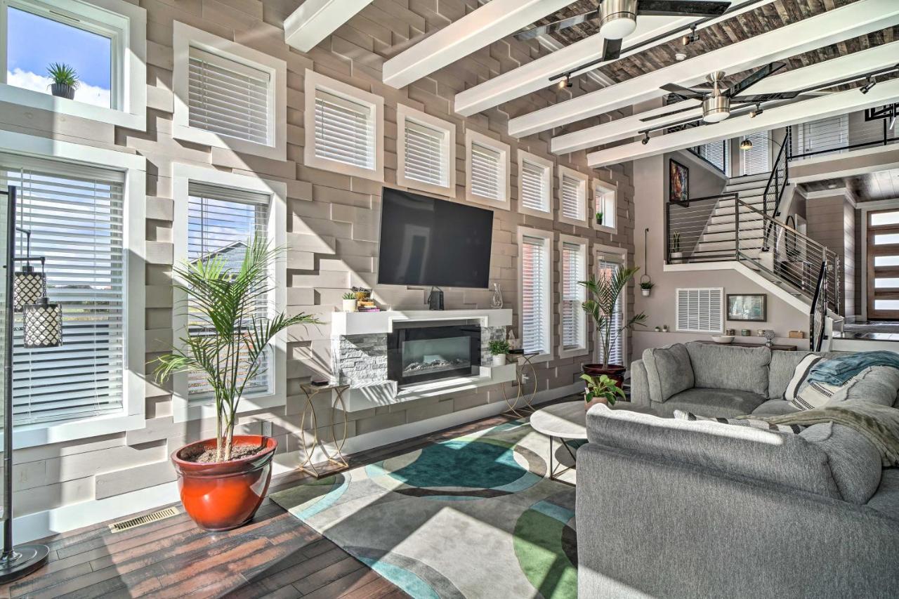 Spacious Sevierville Home With Hot Tub! エクステリア 写真